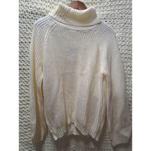 Rue21 White Turtle Neck Sweater